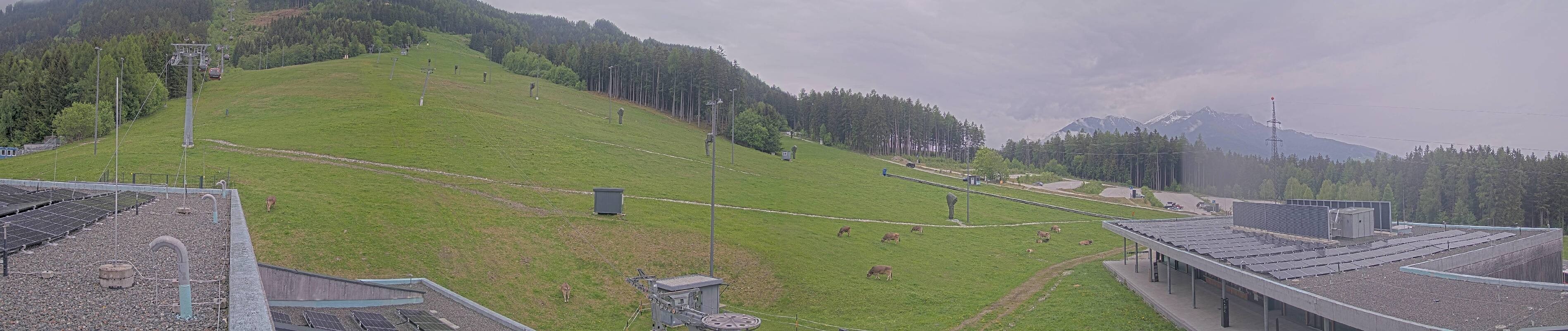 Archiv Foto Webcam Patscherkofel Talstation