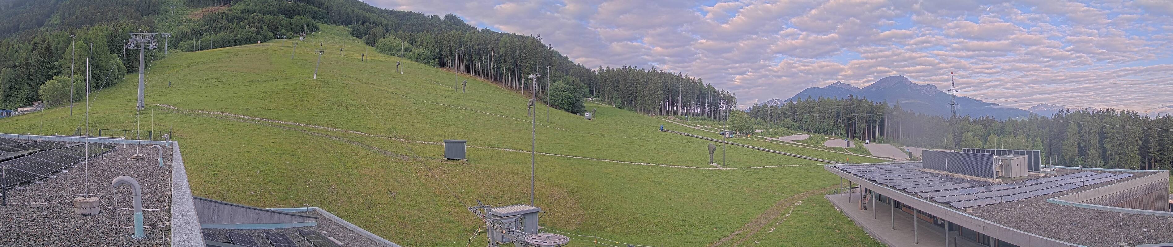 Archiv Foto Webcam Patscherkofel Talstation