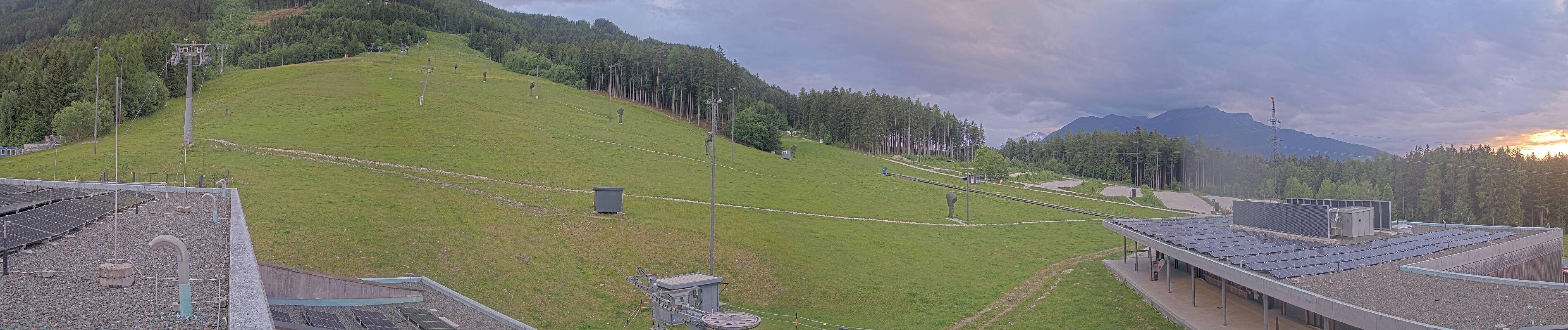 Archiv Foto Webcam Patscherkofel Talstation