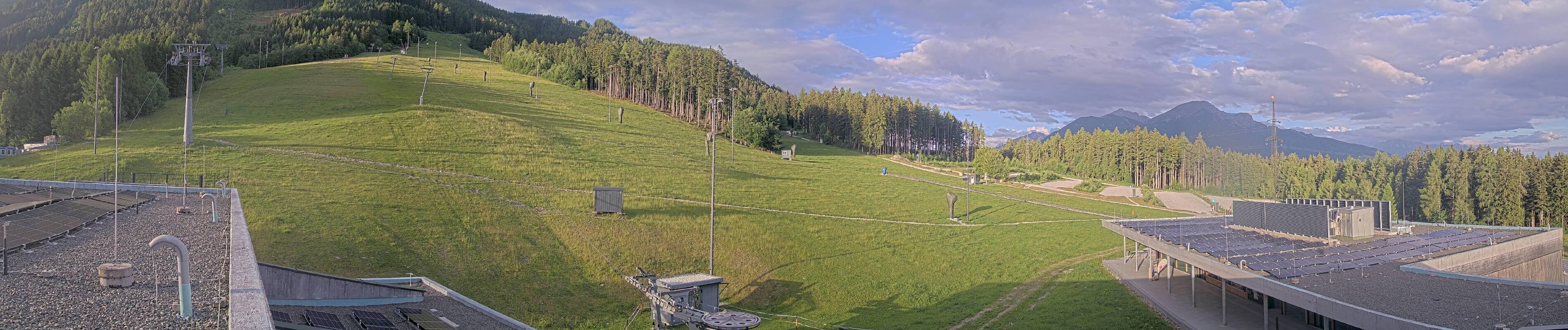 Archiv Foto Webcam Patscherkofel Talstation