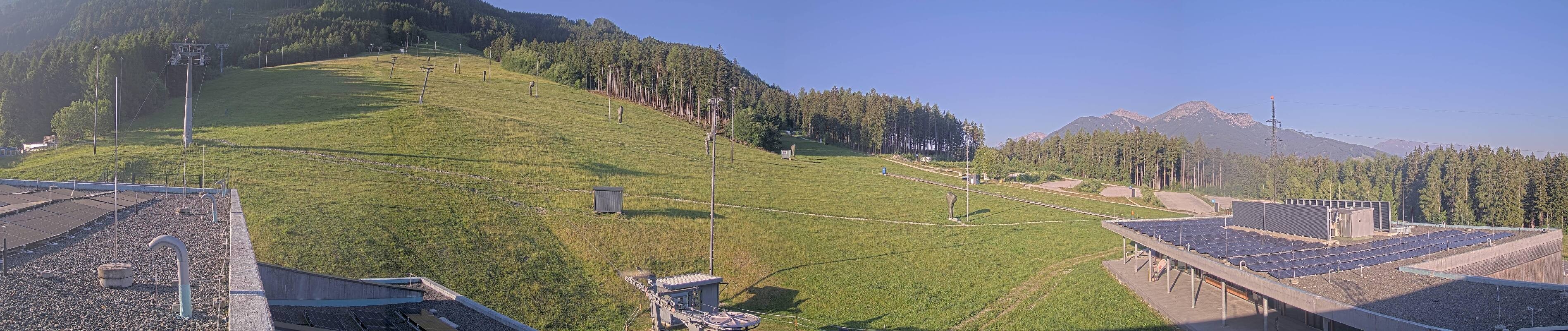 Archiv Foto Webcam Patscherkofel Talstation