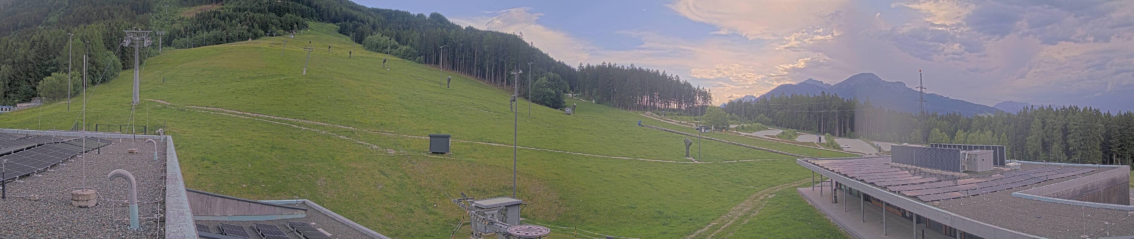 Archiv Foto Webcam Patscherkofel Talstation