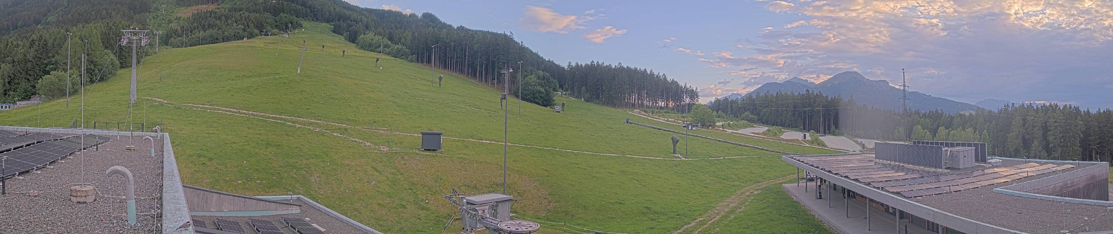 Archiv Foto Webcam Patscherkofel Talstation
