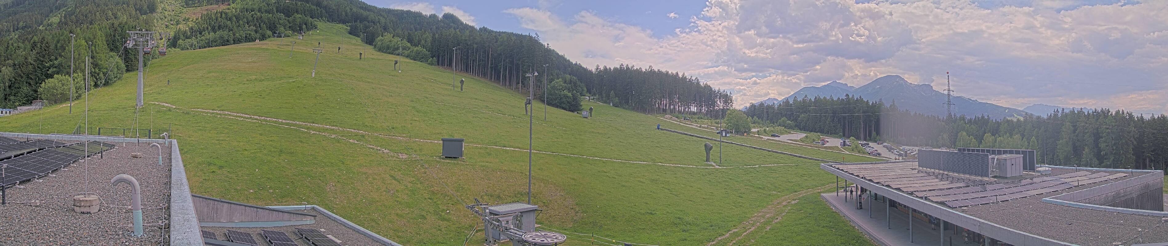 Archiv Foto Webcam Patscherkofel Talstation