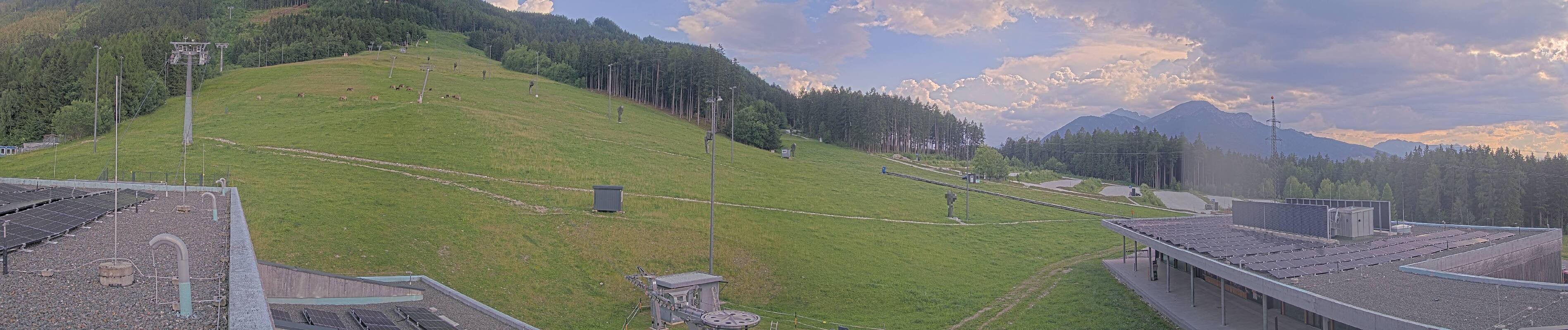 Archiv Foto Webcam Patscherkofel Talstation