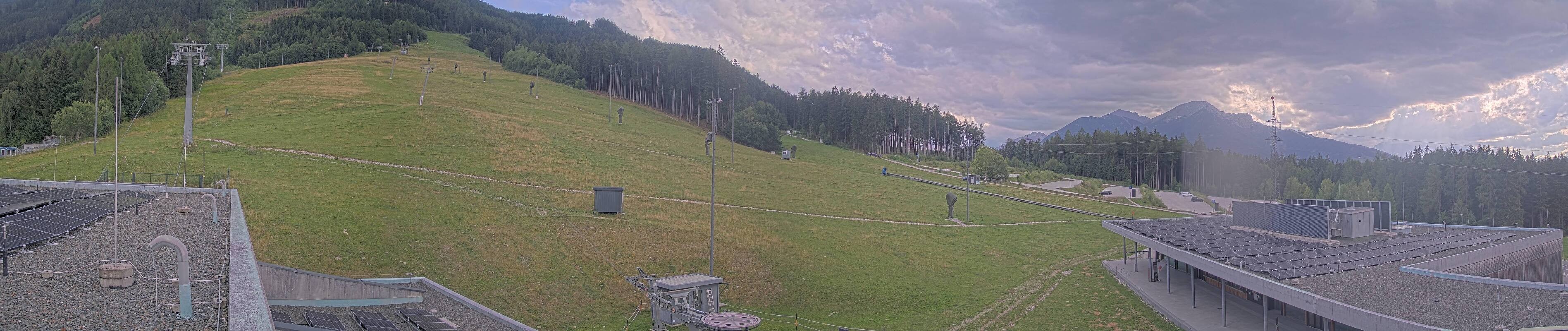 Archiv Foto Webcam Patscherkofel Talstation