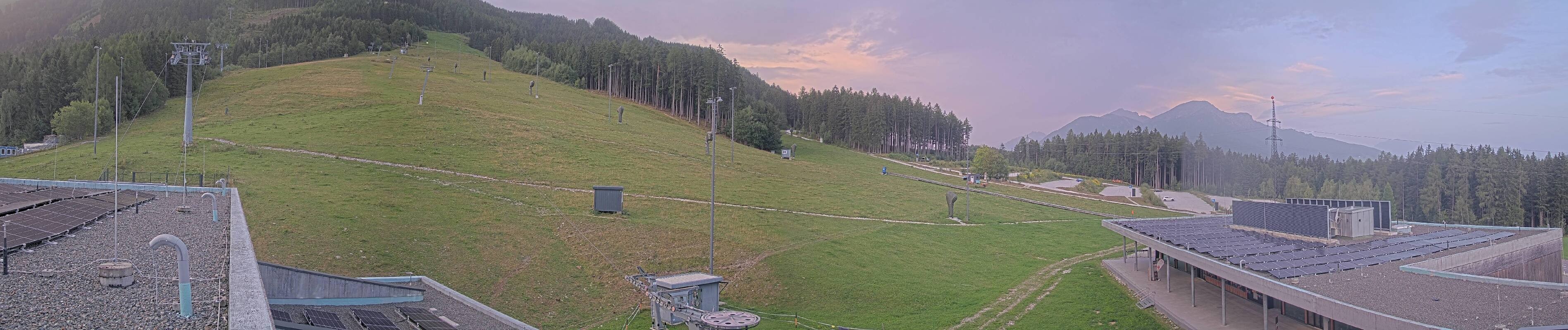 Archiv Foto Webcam Patscherkofel Talstation