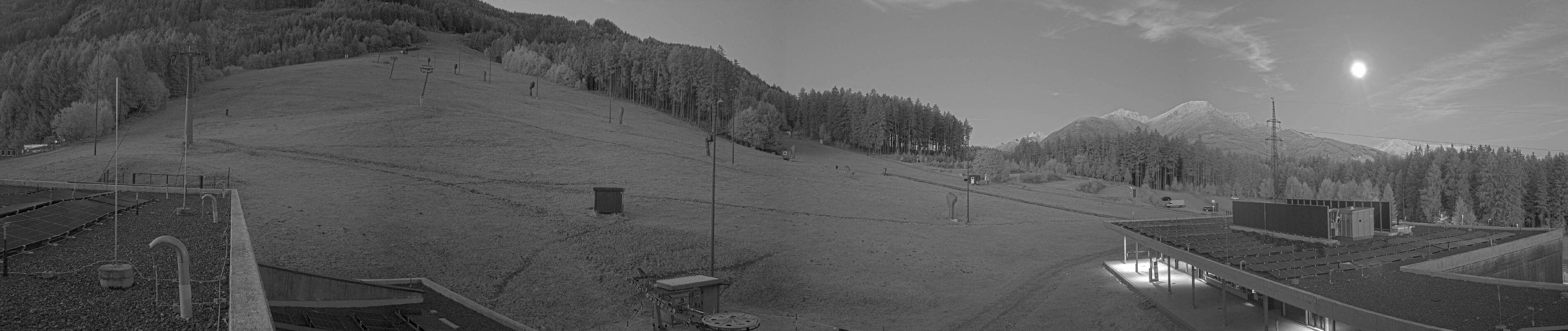 Archiv Foto Webcam Patscherkofel Talstation