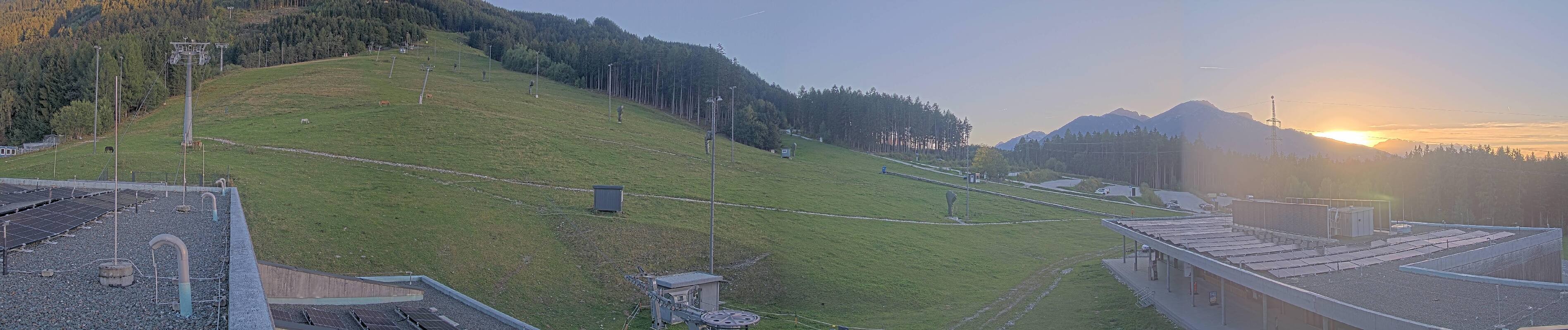Archiv Foto Webcam Patscherkofel Talstation