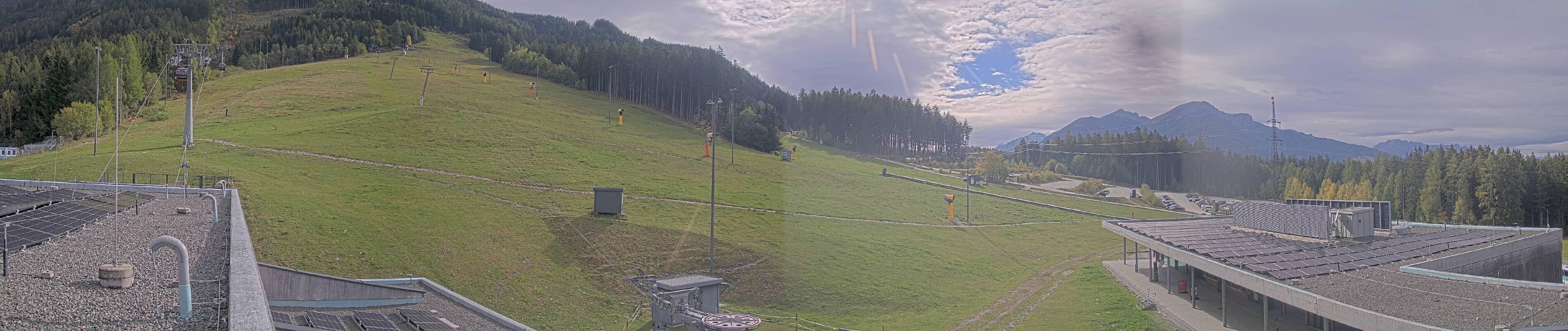 Archiv Foto Webcam Patscherkofel Talstation