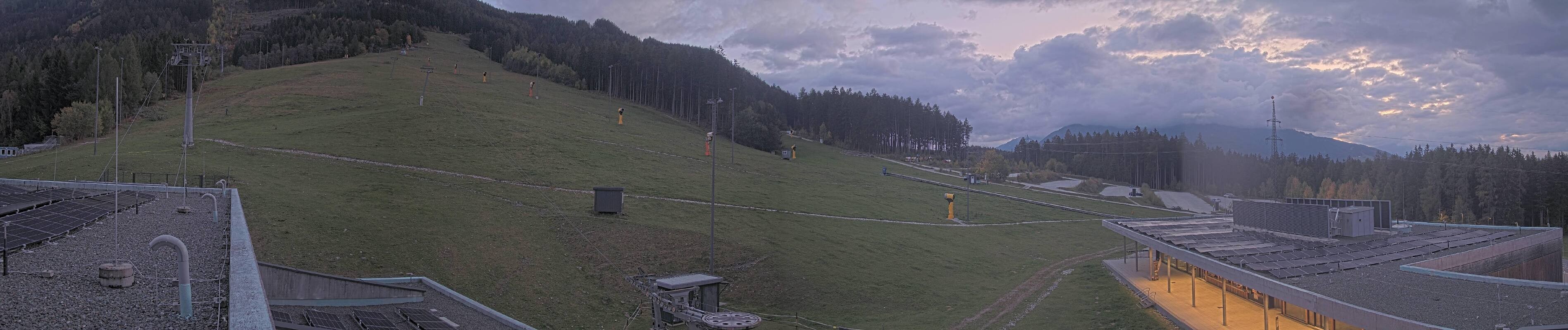 Archiv Foto Webcam Patscherkofel Talstation