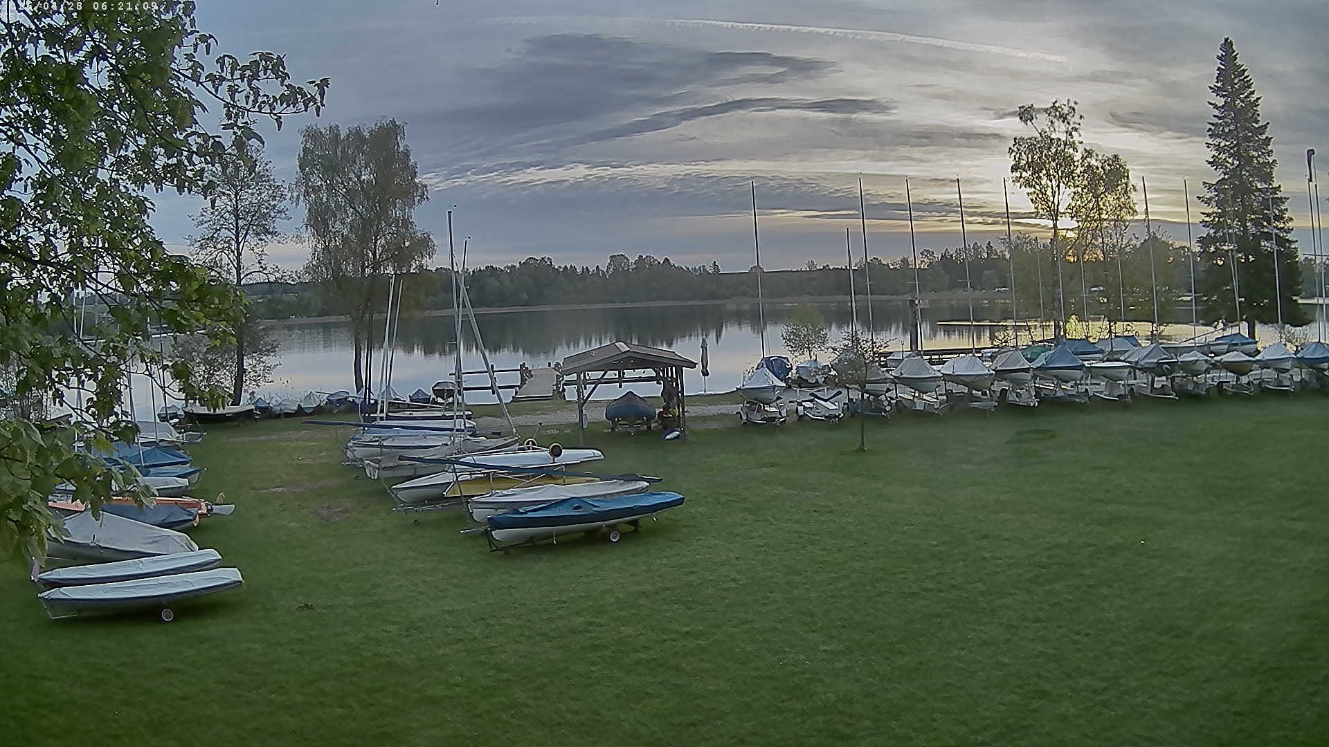 Archived image Webcam Waging: Sailing Harbor