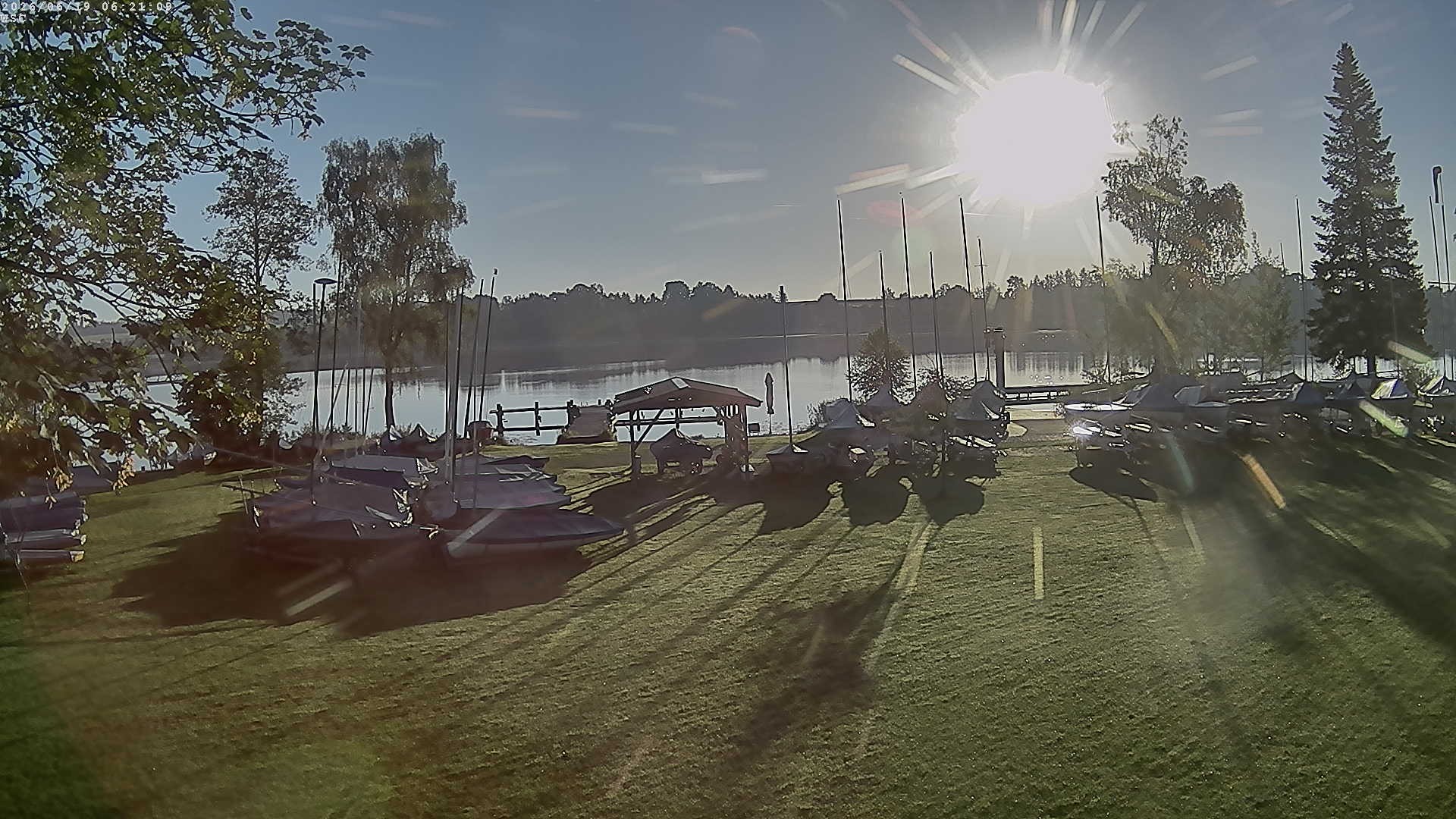 Archived image Webcam Waging: Sailing Harbor