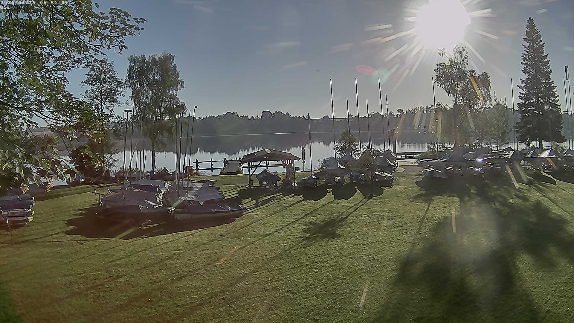 Archived image Webcam Waging: Sailing Harbor