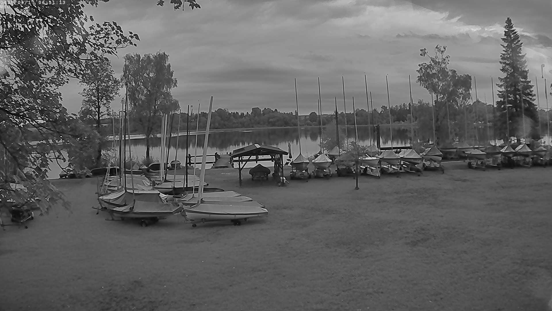 Archived image Webcam Waging: Sailing Harbor