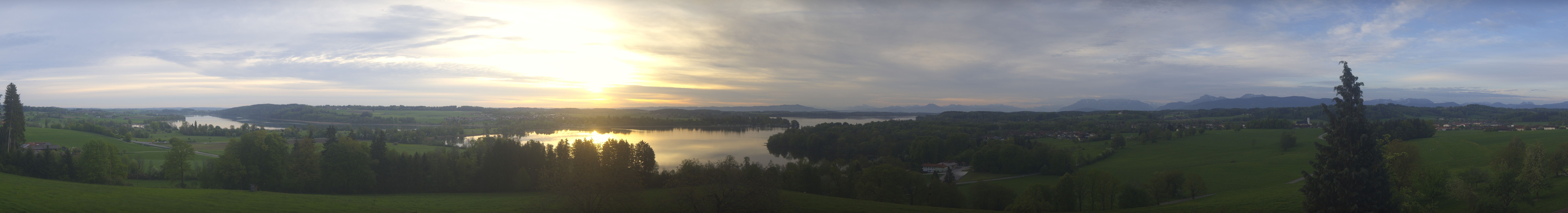 Archiv Foto Webcam Panoramablick auf Waginger und Tachinger See