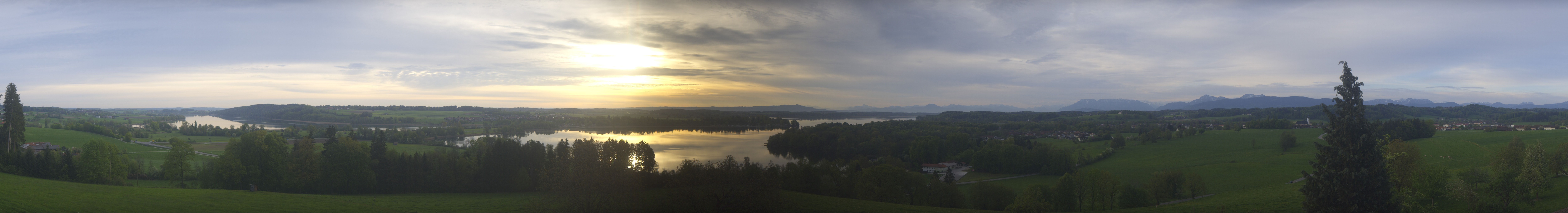 Archiv Foto Webcam Panoramablick auf Waginger und Tachinger See