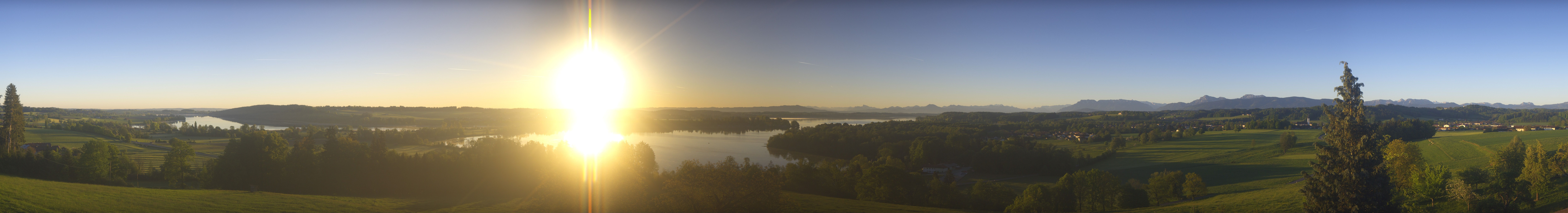 Archiv Foto Webcam Panoramablick auf Waginger und Tachinger See