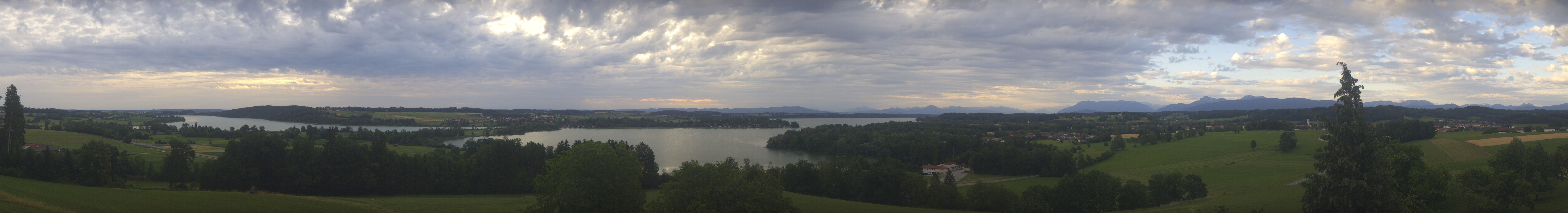Archiv Foto Webcam Panoramablick auf Waginger und Tachinger See