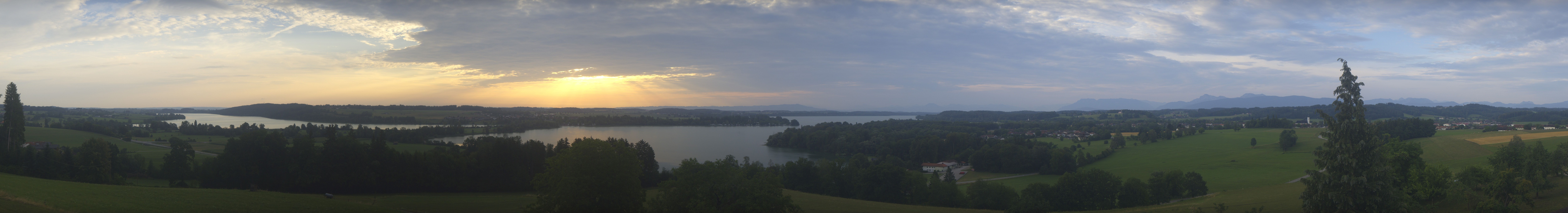 Archiv Foto Webcam Panoramablick auf Waginger und Tachinger See