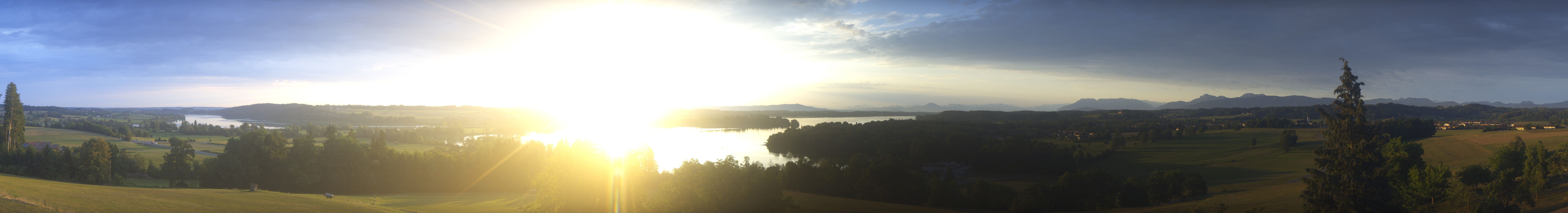 Archiv Foto Webcam Panoramablick auf Waginger und Tachinger See