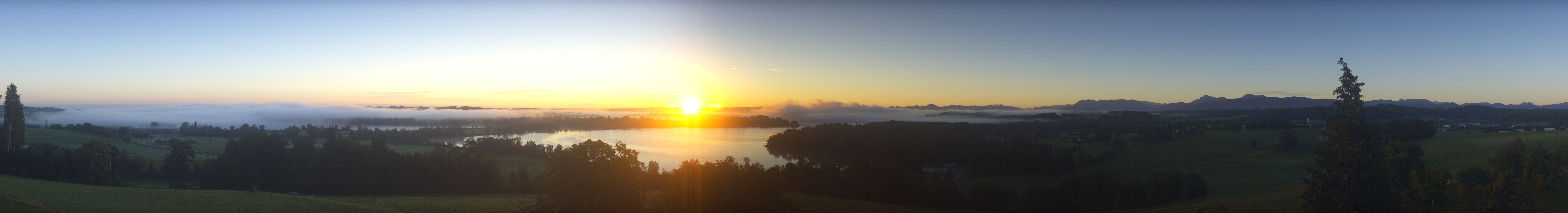 Archiv Foto Webcam Panoramablick auf Waginger und Tachinger See