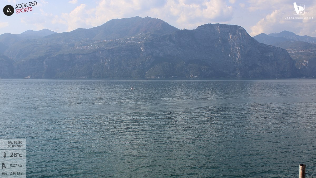 Archiv Foto Webcam Gardasee - Brenzone