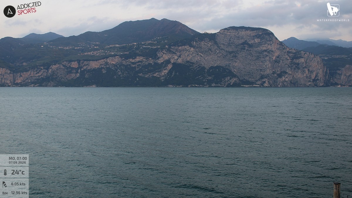 Archiv Foto Webcam Gardasee - Brenzone