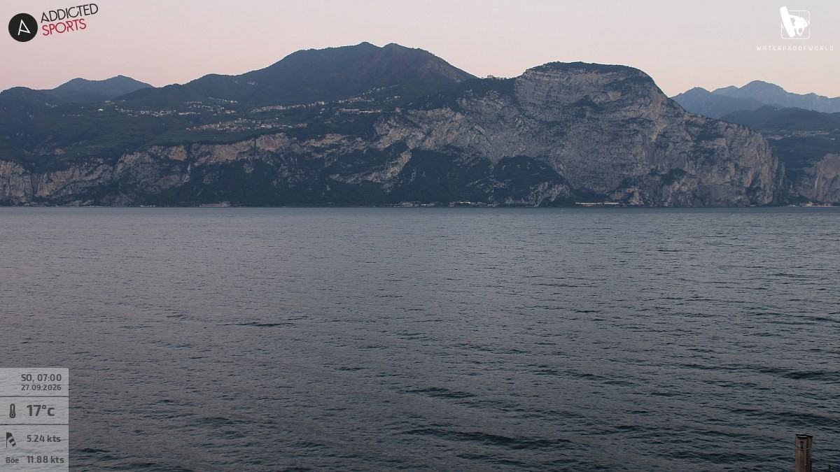 Archiv Foto Webcam Gardasee - Brenzone