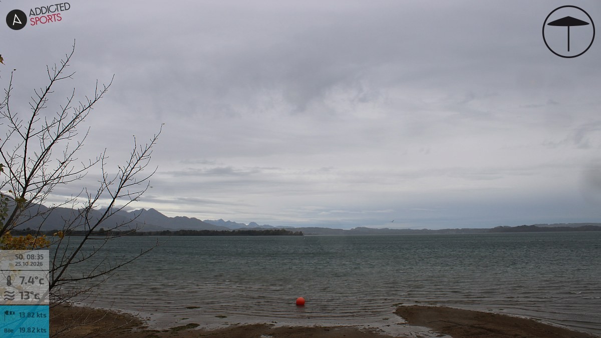 Archiv Foto Webcam Übersee: Blick auf den Chiemsee vom Chiemgauhof