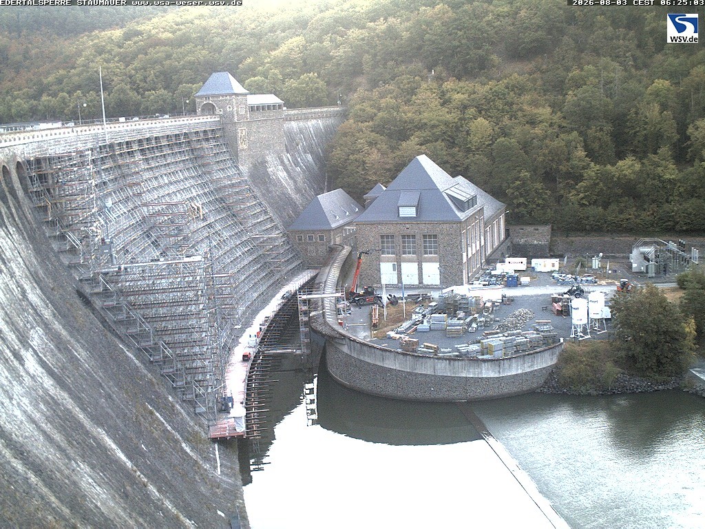 Archived image Webcam Lake Eder: View Dam