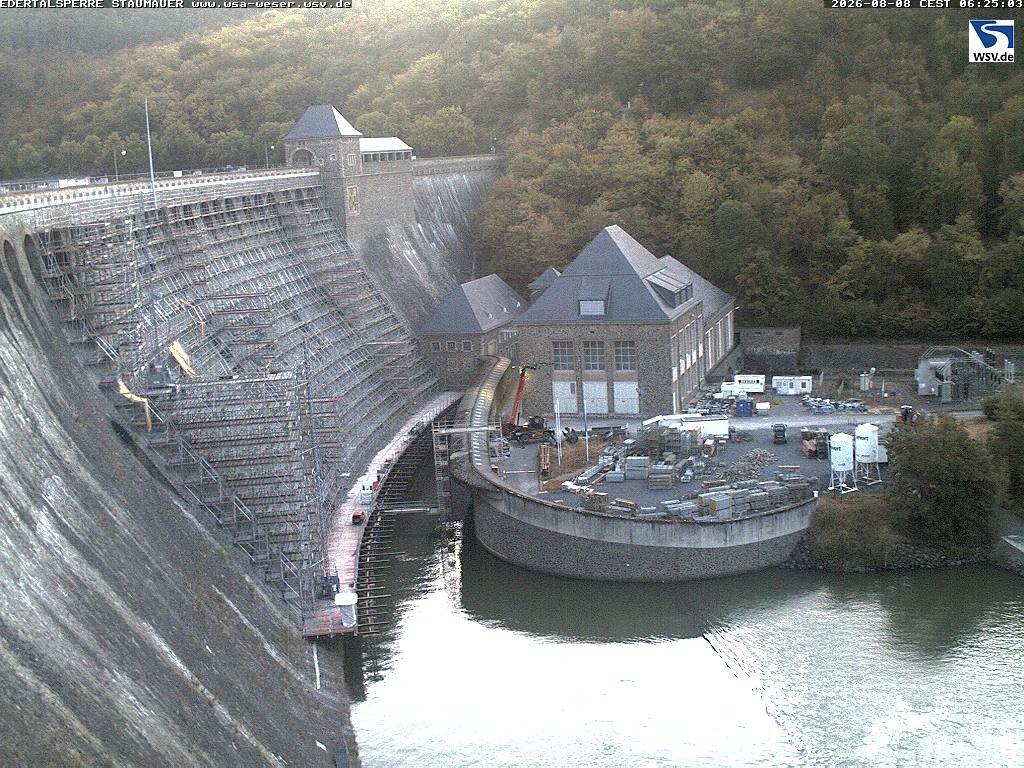 Archived image Webcam Lake Eder: View Dam