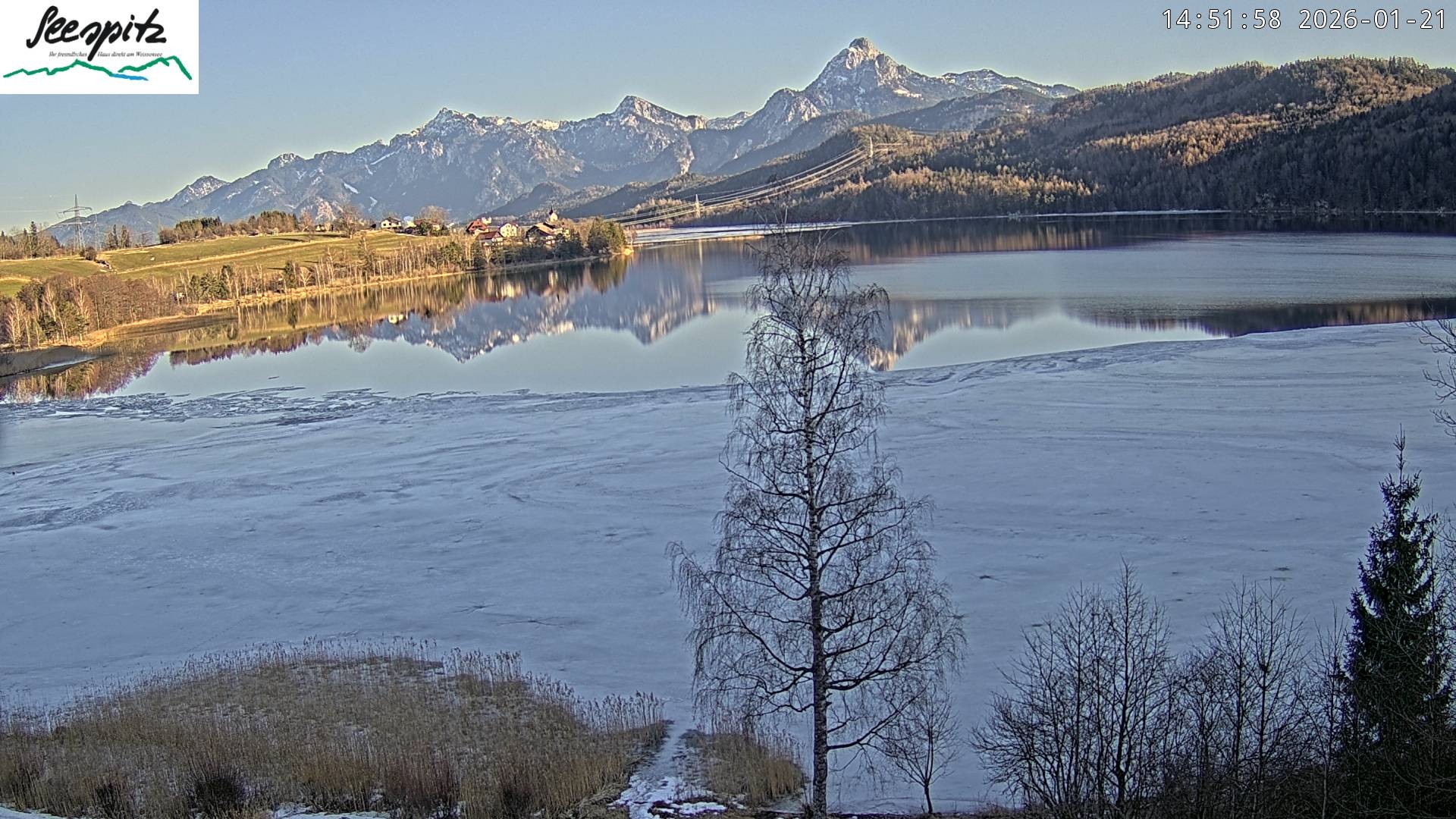 Archiv Foto Webcam Füssen: Blick auf den Weißensee vom Hotel Seespitz