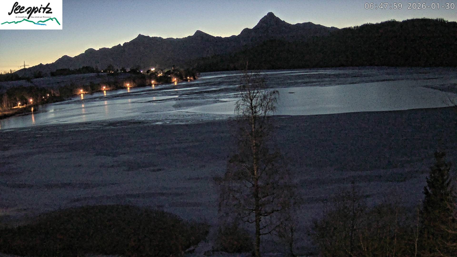 Archiv Foto Webcam Füssen: Blick auf den Weißensee vom Hotel Seespitz
