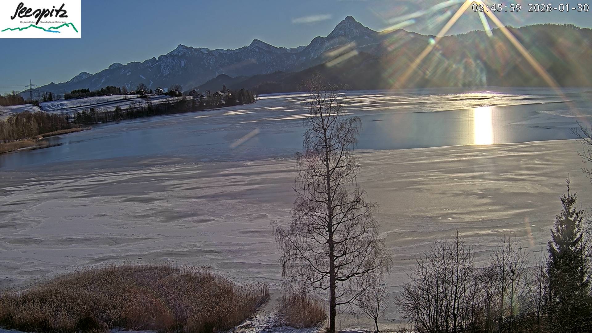 Archiv Foto Webcam Füssen: Blick auf den Weißensee vom Hotel Seespitz