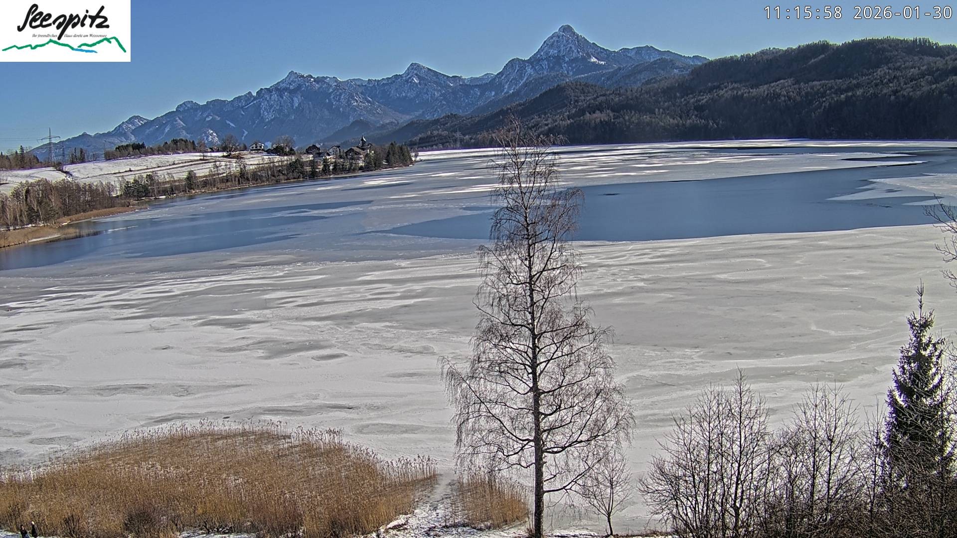 Archiv Foto Webcam Füssen: Blick auf den Weißensee vom Hotel Seespitz