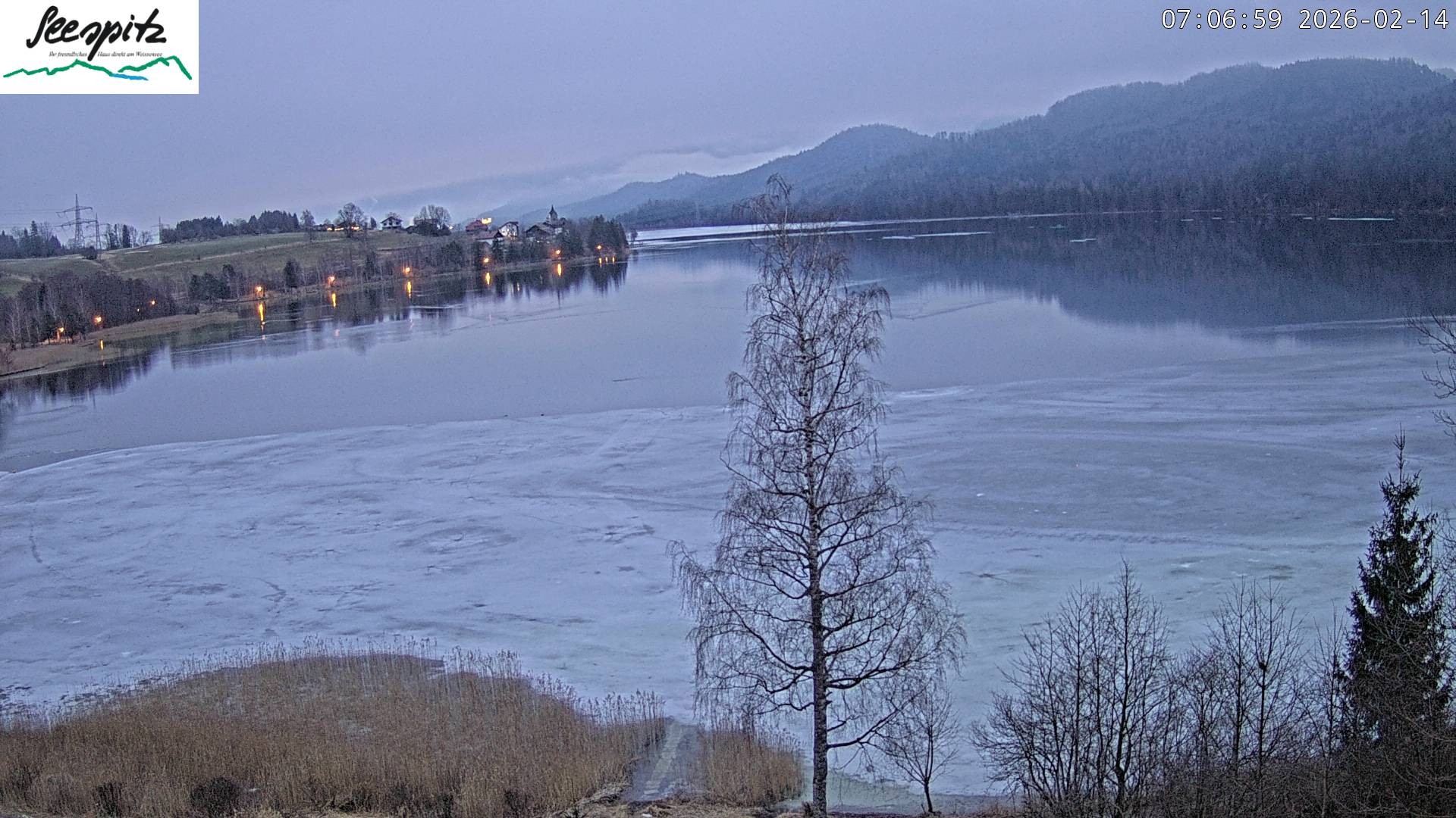 Archiv Foto Webcam Füssen: Blick auf den Weißensee vom Hotel Seespitz