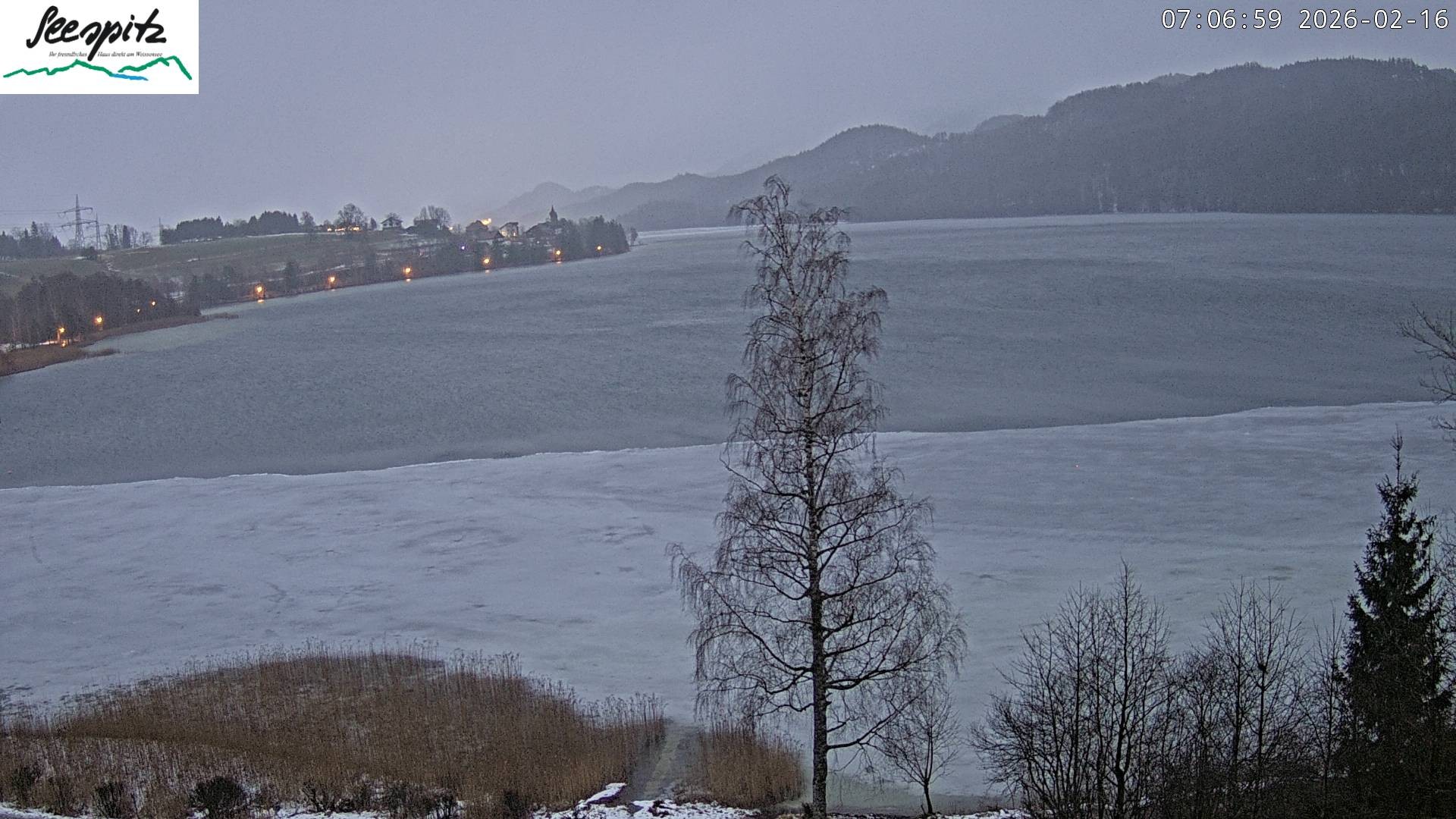 Archiv Foto Webcam Füssen: Blick auf den Weißensee vom Hotel Seespitz