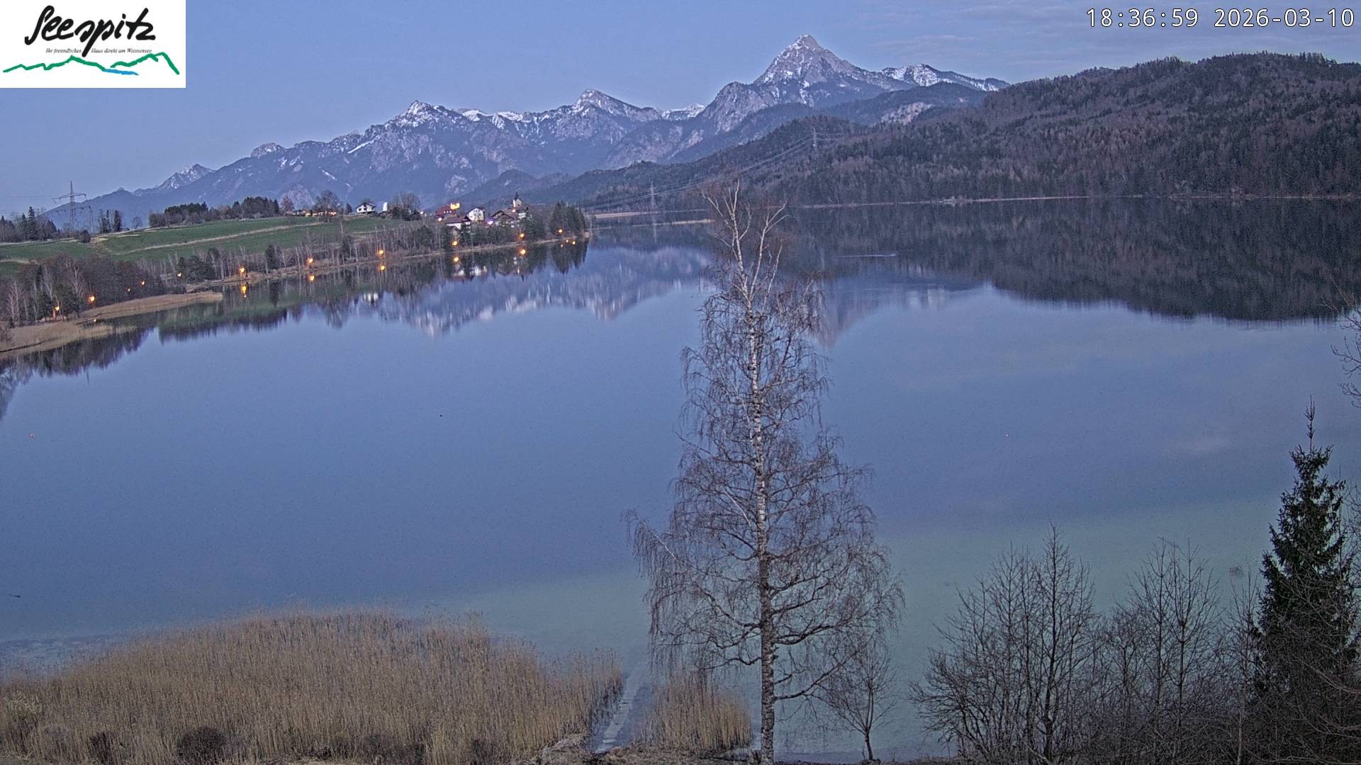 Archiv Foto Webcam Füssen: Blick auf den Weißensee vom Hotel Seespitz