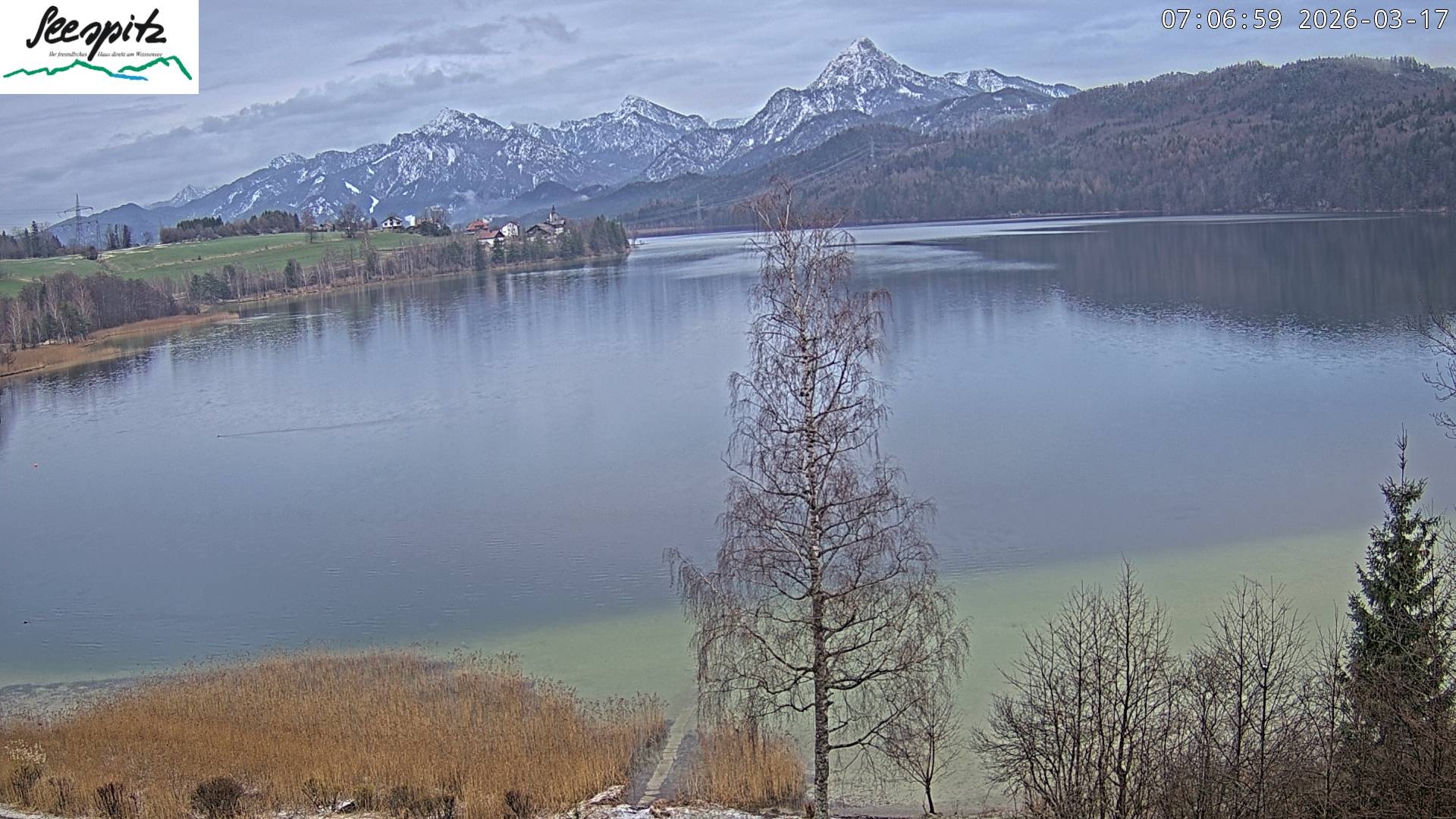 Archiv Foto Webcam Füssen: Blick auf den Weißensee vom Hotel Seespitz