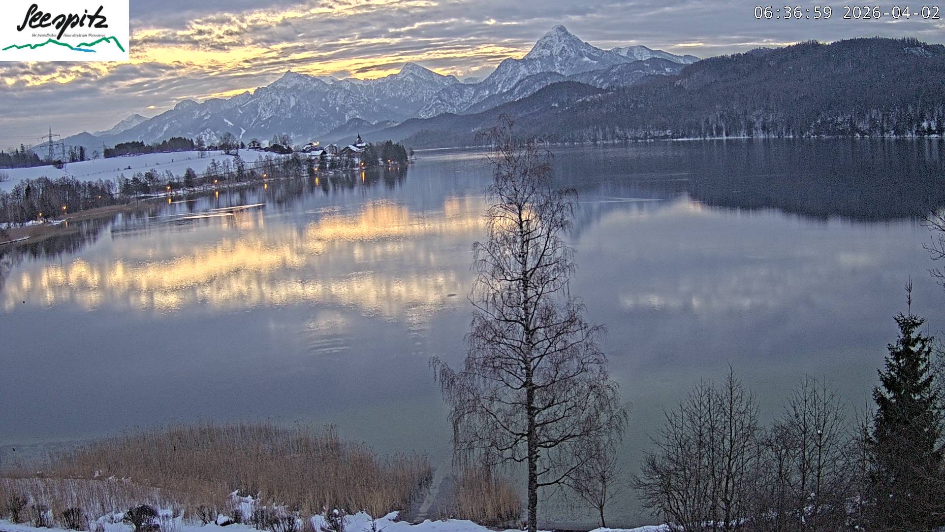 Archiv Foto Webcam Füssen: Blick auf den Weißensee vom Hotel Seespitz