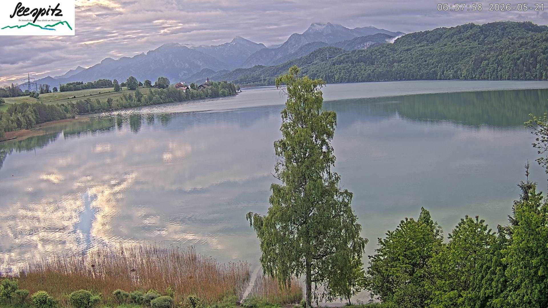 Archiv Foto Webcam Füssen: Blick auf den Weißensee vom Hotel Seespitz