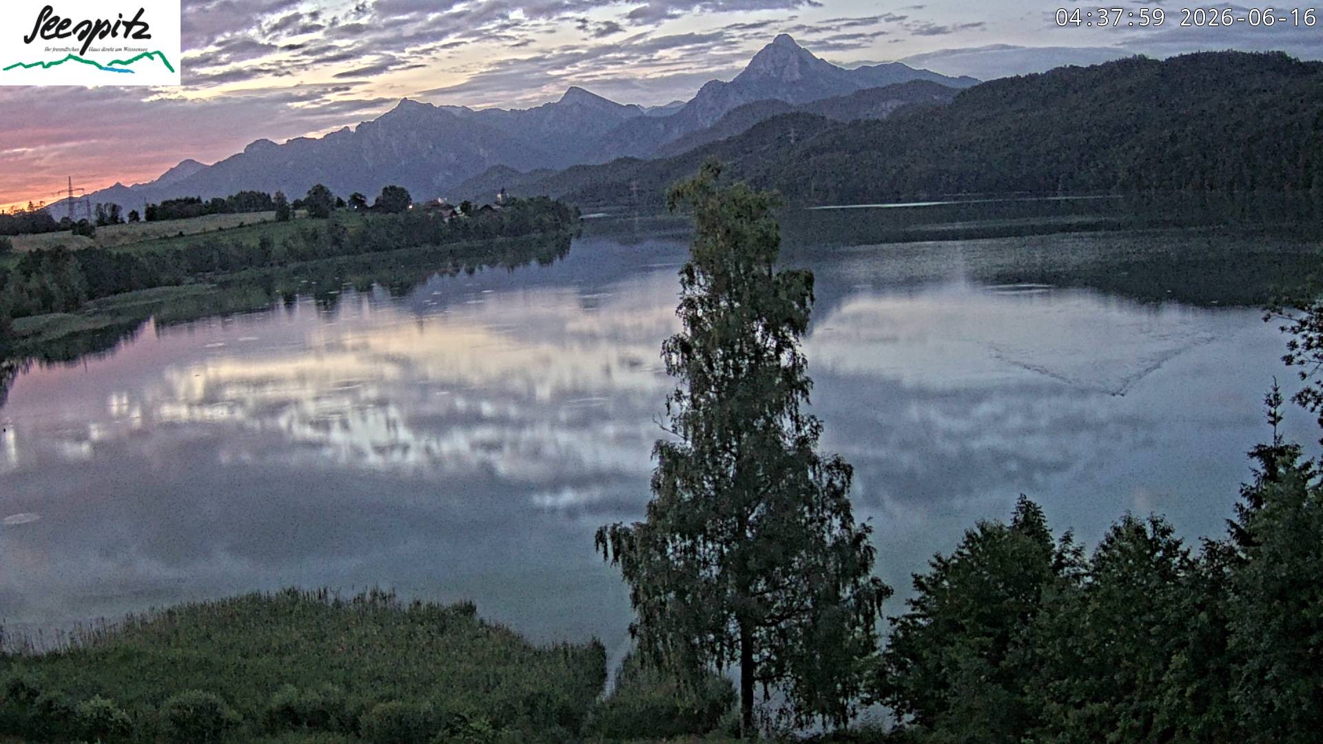 Archiv Foto Webcam Füssen: Blick auf den Weißensee vom Hotel Seespitz