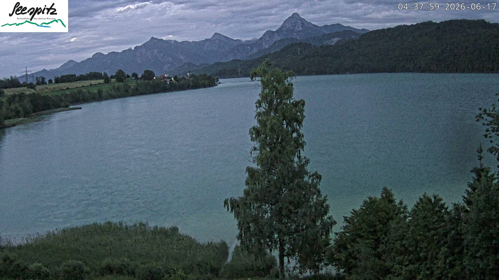 Archiv Foto Webcam Füssen: Blick auf den Weißensee vom Hotel Seespitz