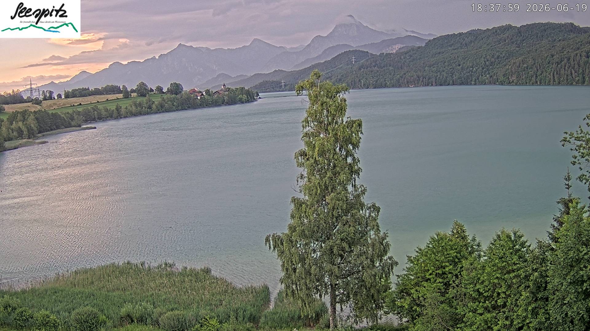 Archiv Foto Webcam Füssen: Blick auf den Weißensee vom Hotel Seespitz