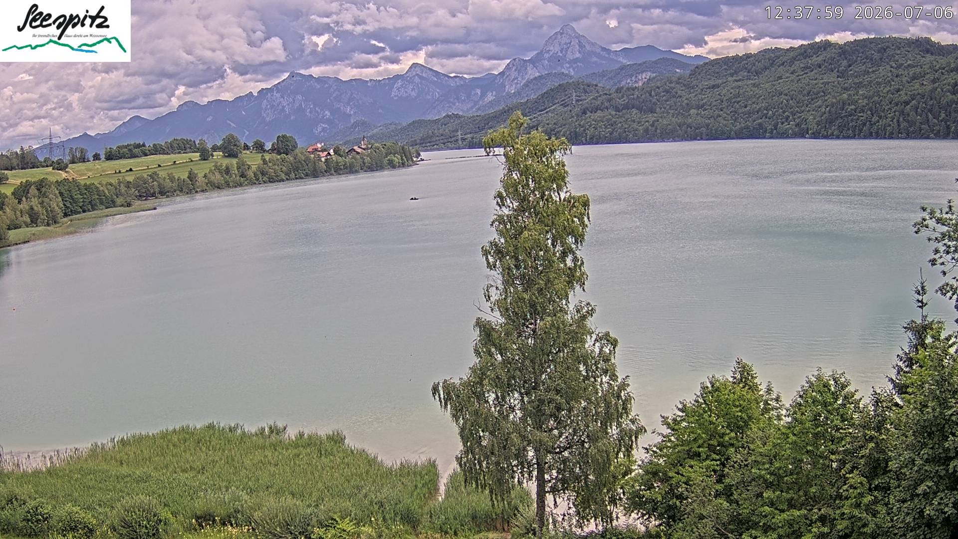 Archiv Foto Webcam Füssen: Blick auf den Weißensee vom Hotel Seespitz