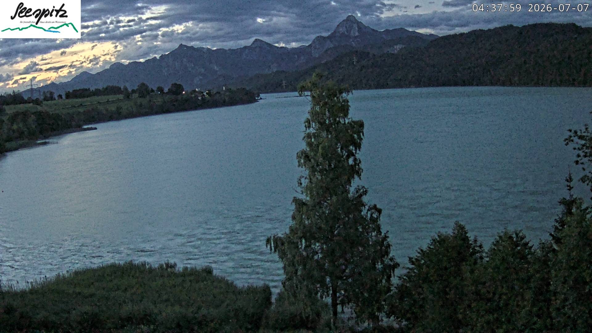 Archiv Foto Webcam Füssen: Blick auf den Weißensee vom Hotel Seespitz