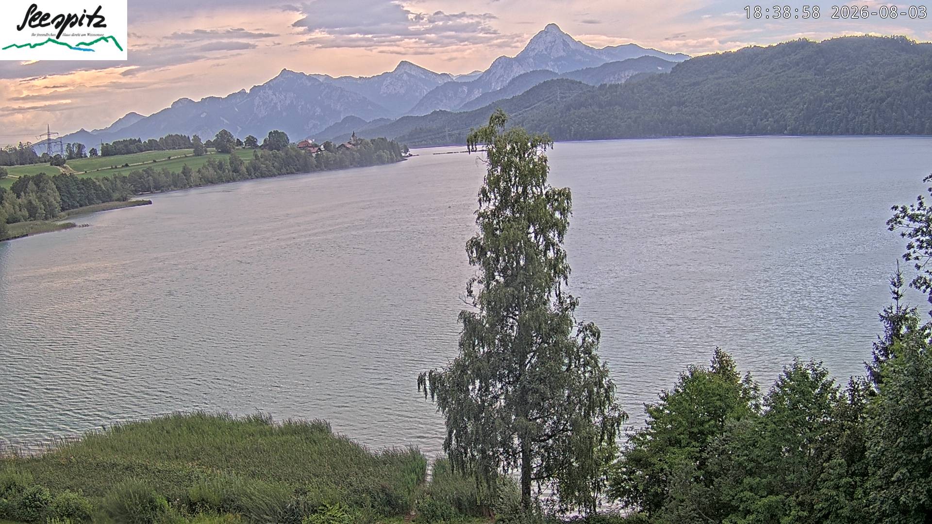 Archiv Foto Webcam Füssen: Blick auf den Weißensee vom Hotel Seespitz