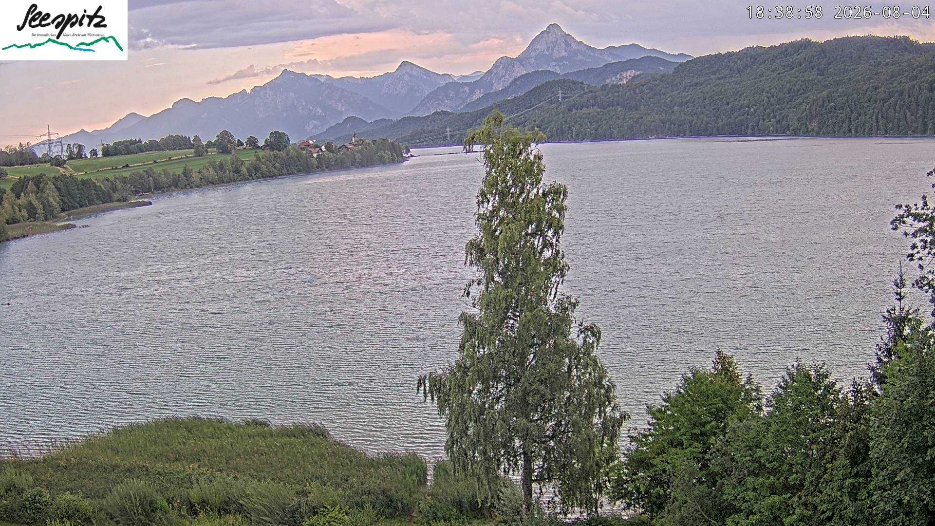 Archiv Foto Webcam Füssen: Blick auf den Weißensee vom Hotel Seespitz
