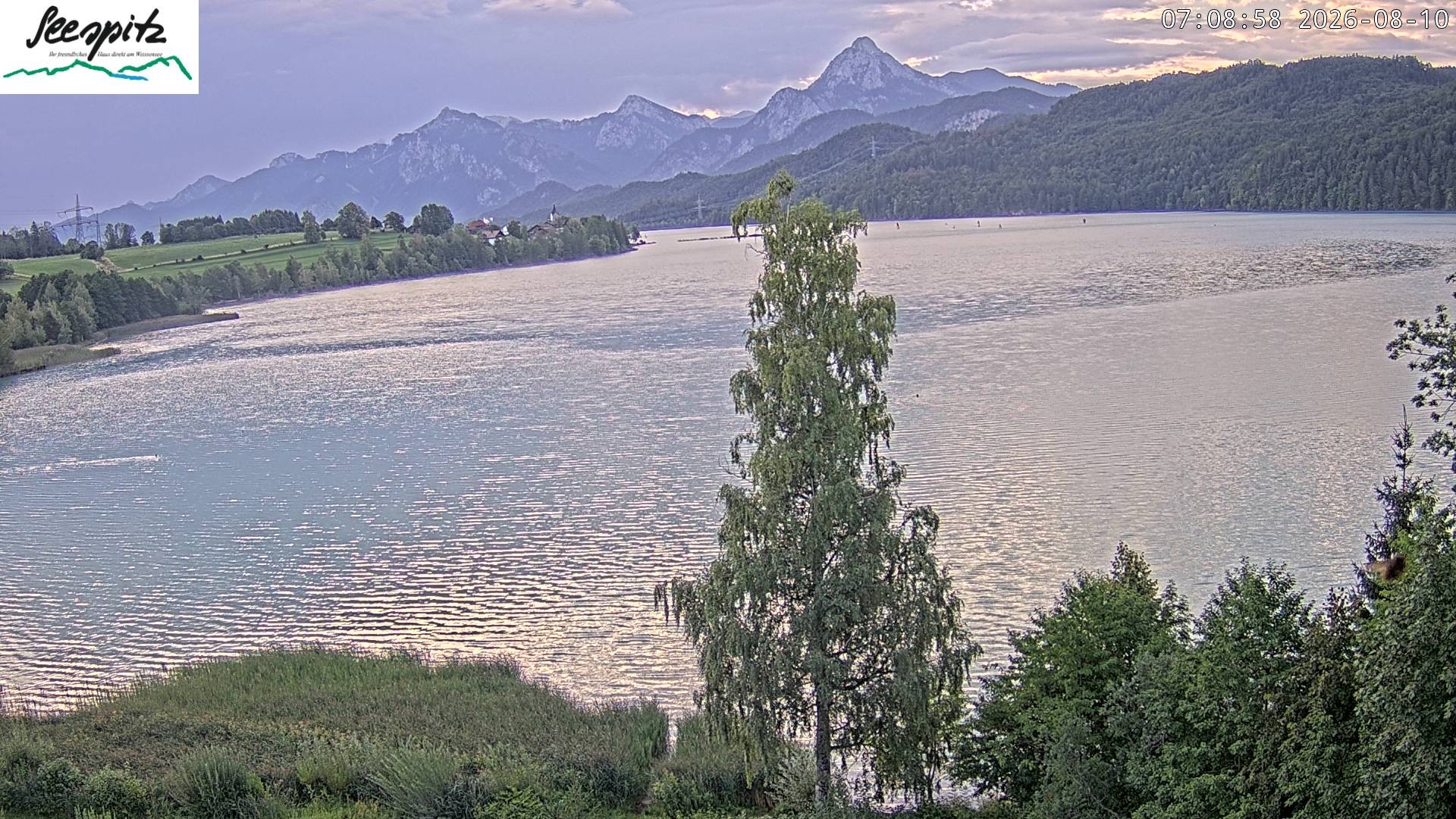 Archiv Foto Webcam Füssen: Blick auf den Weißensee vom Hotel Seespitz